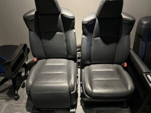 PILOT SEAT WITH AUTO BUTTON (DRIVER & PASSENGER SIDE)